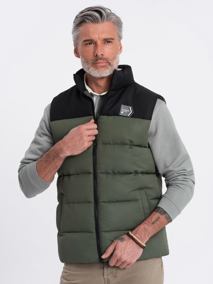 Pánská prošívaná bunda bez rukávů v kontrastních barvách - olivová V4 OM-JAVJ-0161