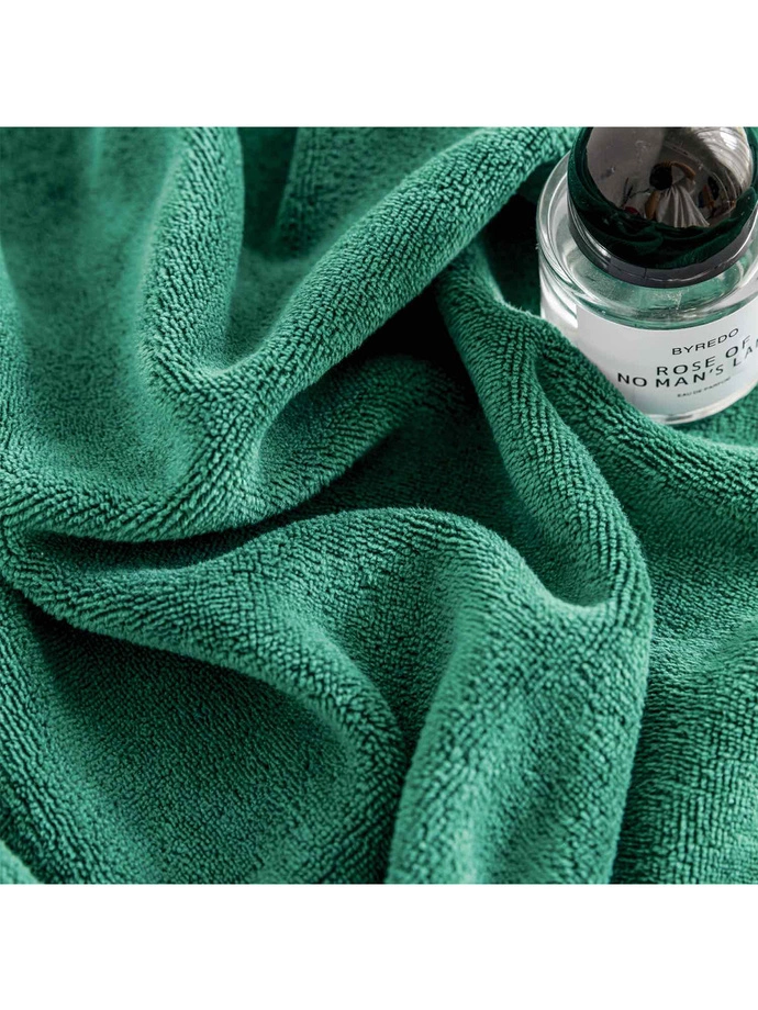 Aktivní ručník 742A - lahvově zelený